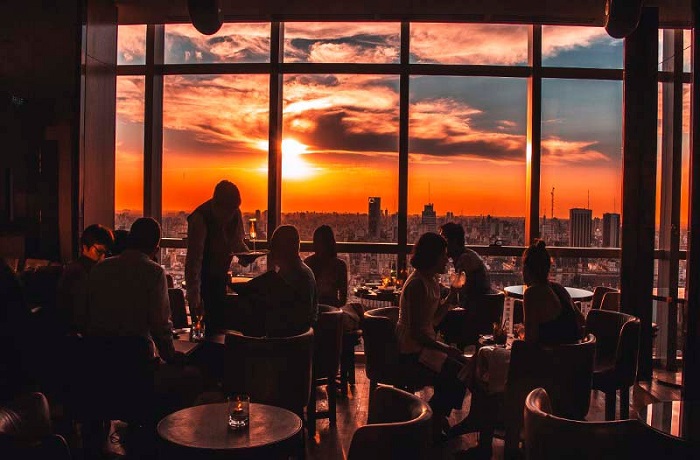 Crystal Bar Puerto Madero