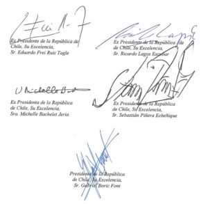 Presidentes Boric, Piñera, Bachelet, Lagos y Frei firman acuerdo transversal "Por la democracia, siempre" 1 Fima presidentes
