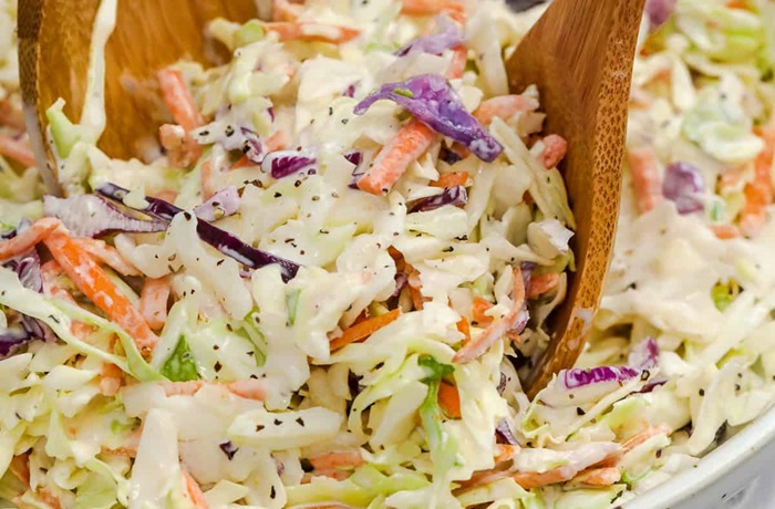 Ensalada coleslaw americana