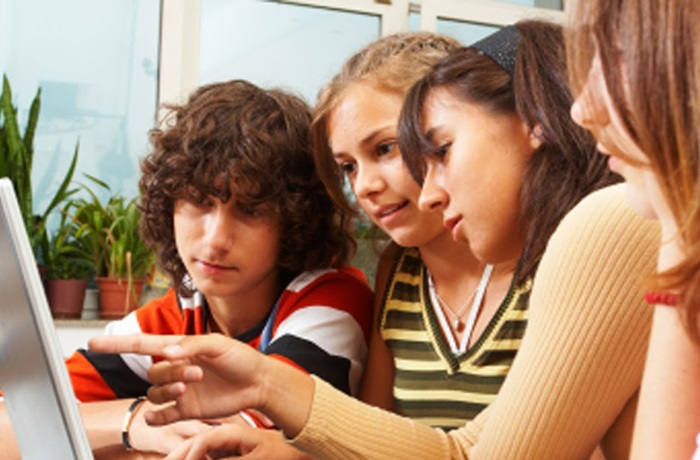 Redes sociales adolescentes