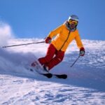 Disfruta la nieve sin lesiones: Especialista entrega consejos para evitar accidentes