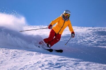 Disfruta la nieve sin lesiones: Especialista entrega consejos para evitar accidentes