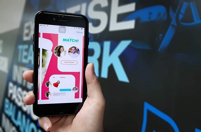Las 7 estafas comunes en Tinder y cómo detectarlas