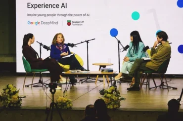 Panel de lanzamiento de Experience AI en Chile, programa de alfabetización en inteligencia artificial para docentes